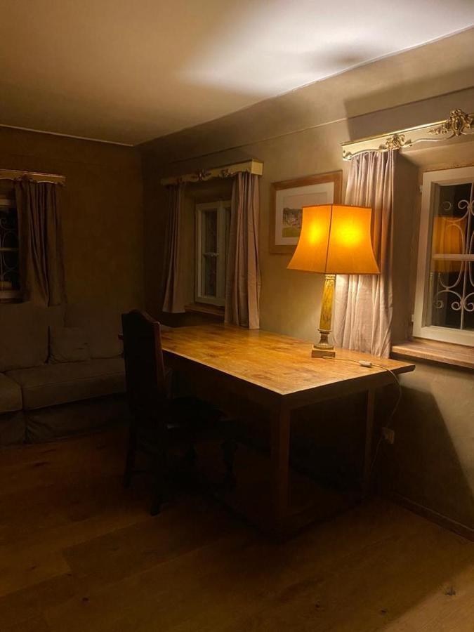 Privatzimmer In 400 Jahre Alten Bauernhaus Niederalm Exterior photo